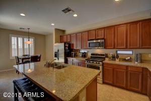 4239 S Squires Ln, Gilbert, AZ 85297 photo 8