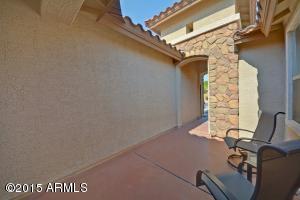 4239 S Squires Ln, Gilbert, AZ 85297 photo 2