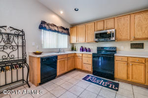 319 E Mesquite St, Gilbert, AZ 85296 photo 4