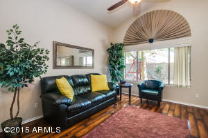 319 E Mesquite St, Gilbert, AZ 85296 photo 7