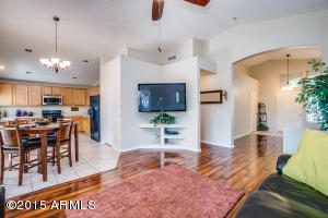 319 E Mesquite St, Gilbert, AZ 85296 photo 2