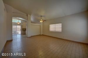 1913 E Fellars Dr, Phoenix, AZ 85022 photo 2