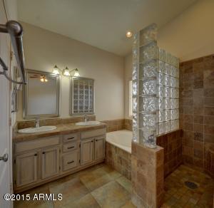 1913 E Fellars Dr, Phoenix, AZ 85022 photo 10