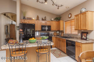 1695 E Saratoga St, Gilbert, AZ 85296 photo 3