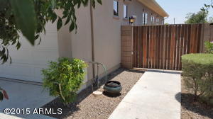 2703 E Blue Spruce Ln, Gilbert, AZ 85298 photo 25