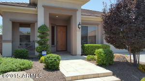 2703 E Blue Spruce Ln, Gilbert, AZ 85298 photo 2