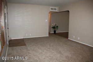 2002 N 39th Pl, Phoenix, AZ 85008 photo 5
