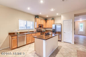 3718 E Liberty Ln, Gilbert, AZ 85296 photo 8