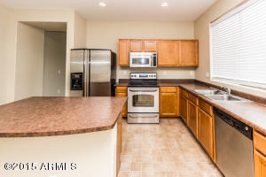 6512 S 34th Ln, Phoenix, AZ 85041 photo 5