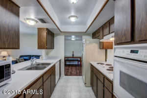 602 E Greenway Dr, Tempe, AZ 85282 photo 3
