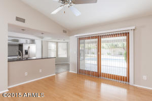 802 E Meadow Ln, Phoenix, AZ 85022 photo 4