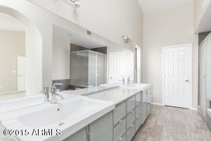 802 E Meadow Ln, Phoenix, AZ 85022 photo 12