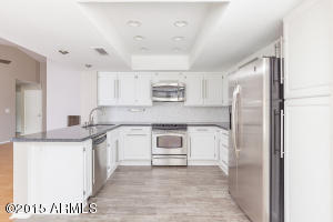 802 E Meadow Ln, Phoenix, AZ 85022 photo 3