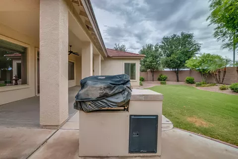 4400 E Ridgewood Ln, Gilbert, AZ 85298 photo 9