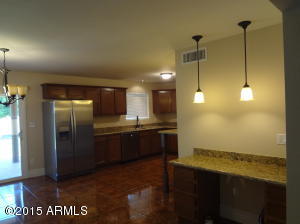 924 E 7th Pl, Mesa, AZ 85203 photo 4
