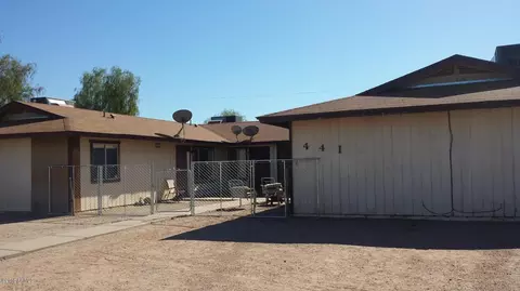 441 E Peppertree Ave, Apache Junction, AZ 85119 photo 2