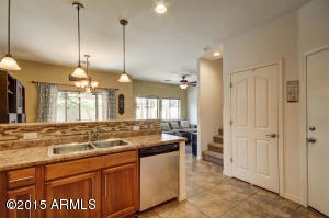 3805 Earll Dr #2, Phoenix, AZ 85018 photo 4