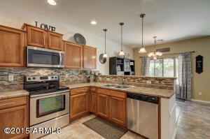 3805 Earll Dr #2, Phoenix, AZ 85018 photo 3