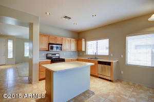 1655 S Cole Dr, Gilbert, AZ 85295 photo 9