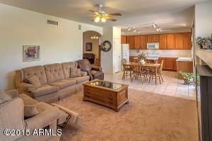 4022 E Lariat Ln, Phoenix, AZ 85050 photo 9