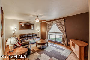 2467 W Winchcomb Dr, Phoenix, AZ 85023 photo 9