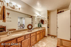 2467 W Winchcomb Dr, Phoenix, AZ 85023 photo 20