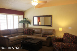 1102 S Tiago Dr, Gilbert, AZ 85233 photo 3