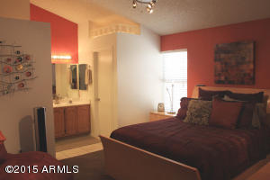 1102 S Tiago Dr, Gilbert, AZ 85233 photo 9