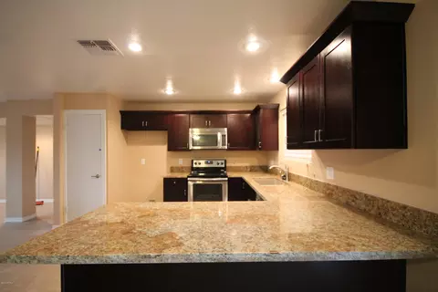 3948 E Mercer Ln, Phoenix, AZ 85028 photo 18