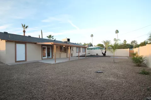 3948 E Mercer Ln, Phoenix, AZ 85028 photo 7