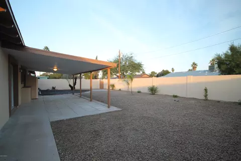 3948 E Mercer Ln, Phoenix, AZ 85028 photo 8