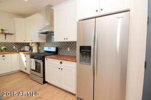 914 E Berridge Ln, Phoenix, AZ 85014 photo 7