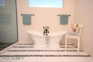914 E Berridge Ln, Phoenix, AZ 85014 photo 13