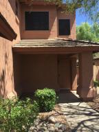4830 E Abraham Ln, Phoenix, AZ 85054 photo 3