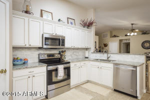 2846 E Toledo Ct, Gilbert, AZ 85295 photo 9