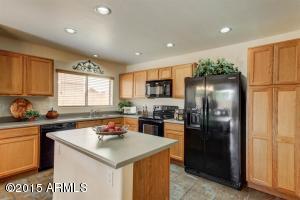 1188 E Hampton Ln, Gilbert, AZ 85295 photo 9