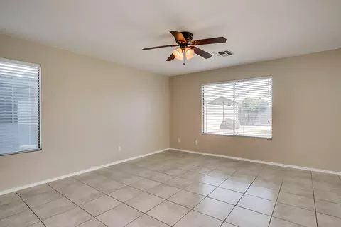 10847 E Clovis Ave, Mesa, AZ 85208 photo 7