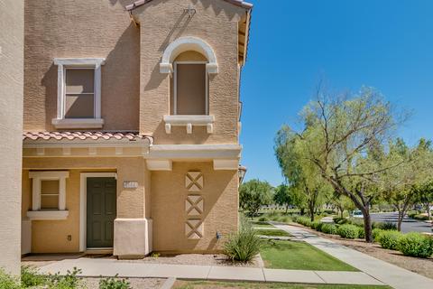 4084 E Windsor Dr, Gilbert, AZ 85296 photo 2