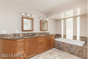 2539 E Carol Ave, Phoenix, AZ 85028 photo 11