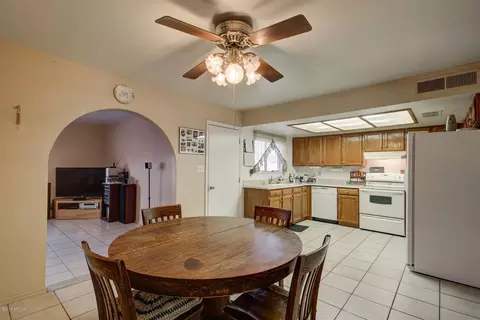 2330 E Diamond Ave, Mesa, AZ 85204 photo 12