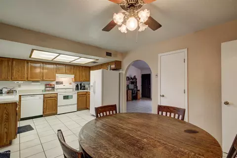 2330 E Diamond Ave, Mesa, AZ 85204 photo 13