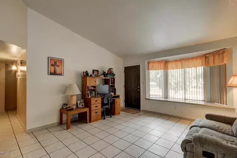 2330 E Diamond Ave, Mesa, AZ 85204 photo 5