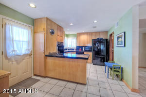 4413 E Mitchell Dr, Phoenix, AZ 85018 photo 7