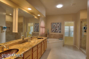 9463 E Menlo Cir, Mesa, AZ 85207 photo 11