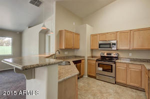 6914 S 38th Ln, Phoenix, AZ 85041 photo 7