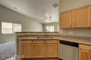6914 S 38th Ln, Phoenix, AZ 85041 photo 9
