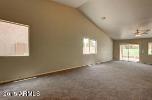 6914 S 38th Ln, Phoenix, AZ 85041 photo 3