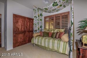 3943 E Crest Ln, Phoenix, AZ 85050 photo 43