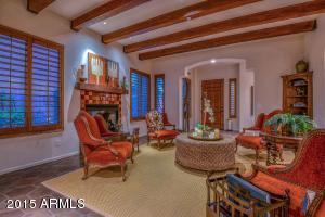 3943 E Crest Ln, Phoenix, AZ 85050 photo 16