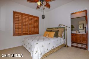 3943 E Crest Ln, Phoenix, AZ 85050 photo 42